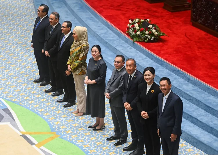 dpr setujui lima calon dewan komisioner ojk 2026 2031