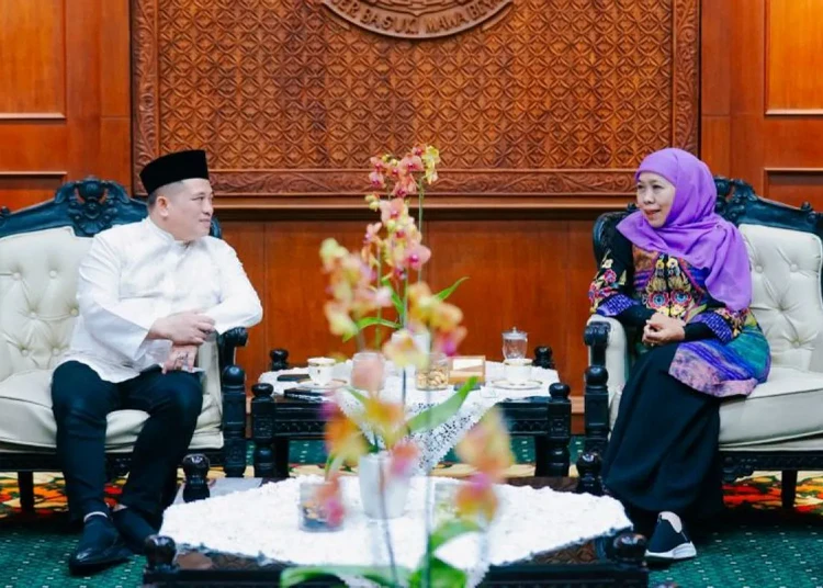 gubernur jatim khofifah indar parawansa menerima audiensi kepala bpn jatim