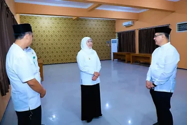 gubernur jawa timur khofifah indar parawansa