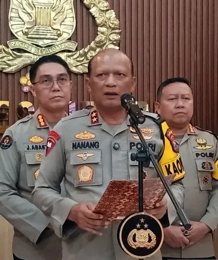 kapolda jatim irjen pol nanang avianto