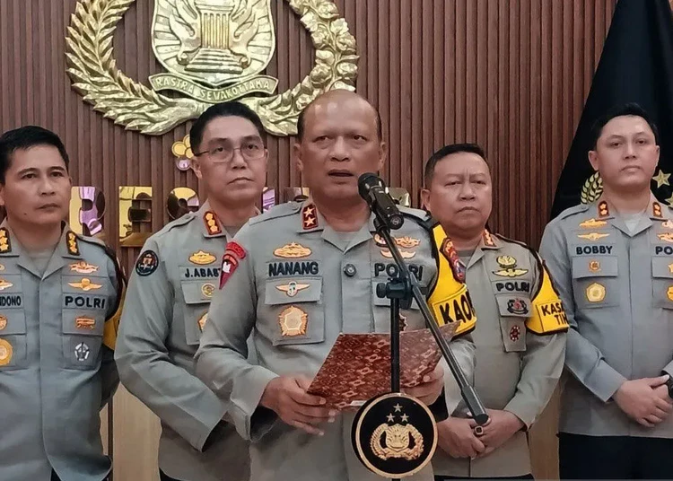 kapolda jatim irjen pol nanang avianto