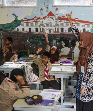 kegiatan belajar mengajar sd negeri kalicari 3 semarang