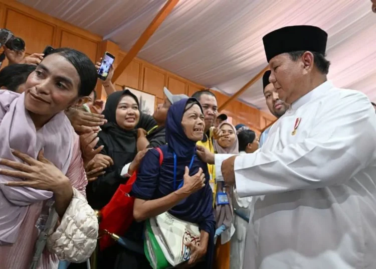 Open House di Istana, Warga Terharu Bertemu Langsung Presiden Prabowo 1 presiden prabowo sapa warga dalam open house di istana
