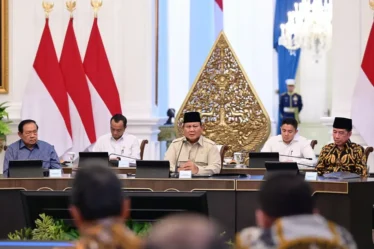 presiden ri prabowo subianto memimpin silaturahmi dan diskusi kebangsaan diapit jokowi dan sby