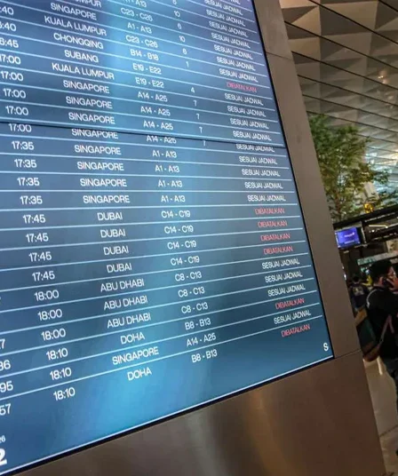 sejumlah maskapai tunda penerbangan ke wilayah timur tengah