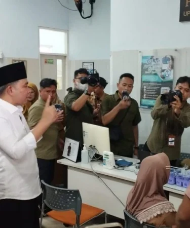 bupati jember muhammad fawaid sidak puskesmas mumbulsari