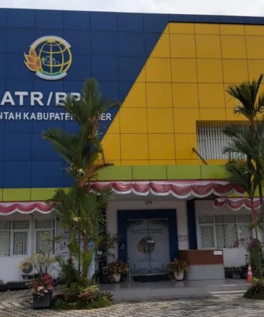 kantor pertanahan jember