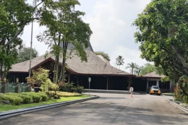 kpk geledah rumah dinas bupati tulungagung