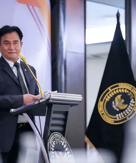 menko kumham imipas yusril ihza mahendra