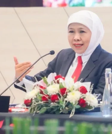 gubernur jatim khofifah indar parawansa 1