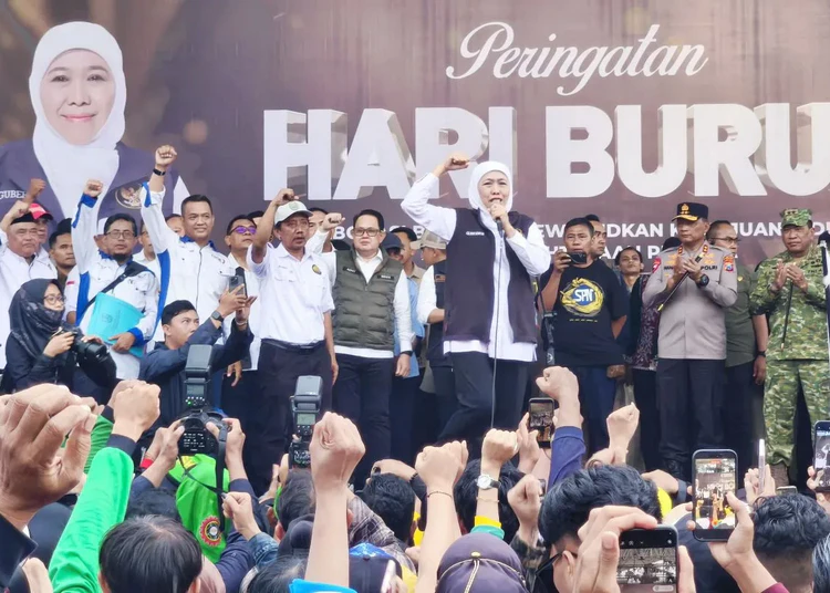 gubernur jatim khofifah peringatan hari buruh 2026