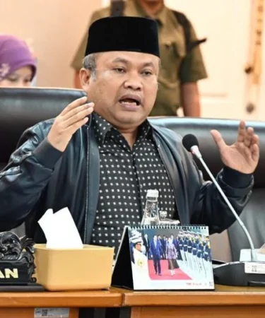 juru bicara gerindra sugiat santoso
