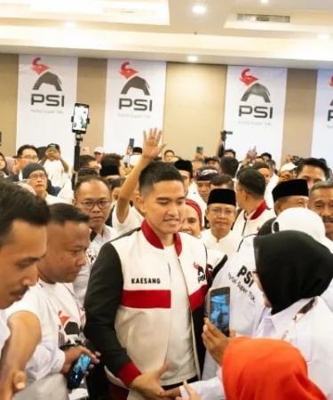 kaesang lantik dpw psi ntb
