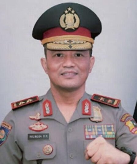 Irjen Kalingga Rendra Raharja Resmi Menjabat Kapolda NTB Gantikan Edy Murbowo 6 unnamed file 43 750x536 1