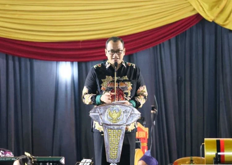 kepala disporaparbud jember bobby arie sandy
