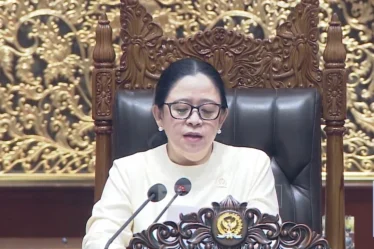ketua dpr puan maharani