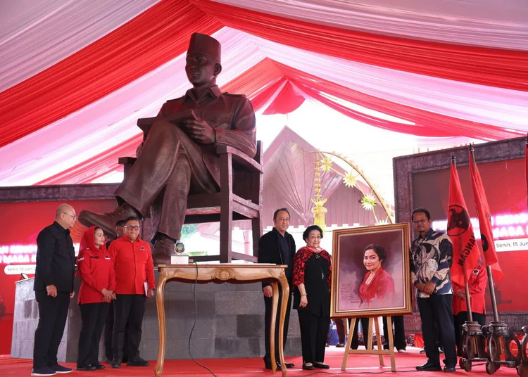 megawati resmikan istana gebang blitar
