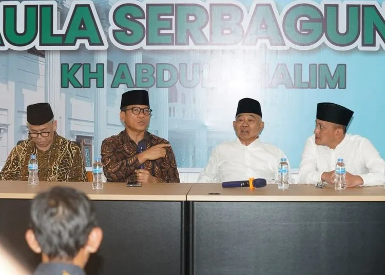 mendes pdt yandri susanto di mojokerto 750x536 1