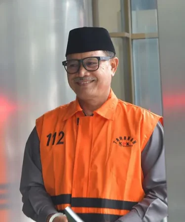 pemeriksaan wali kota madiun non aktif maidi