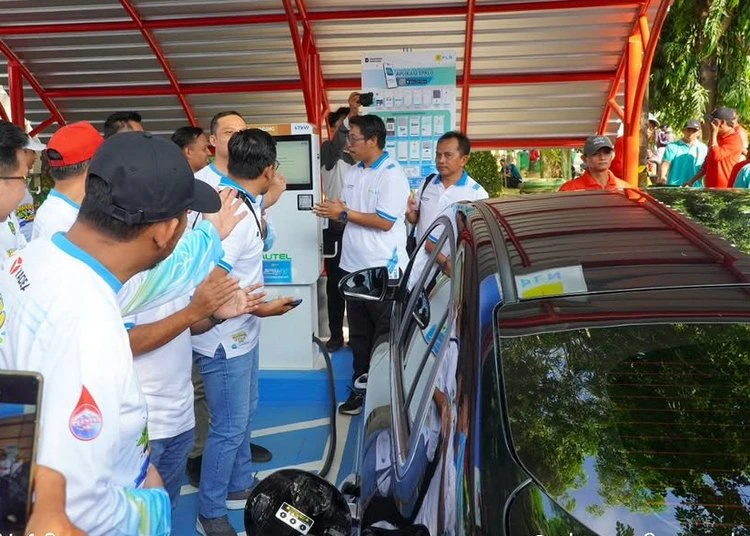 SPKLU Hadir di Ruang Publik Sumenep, PLN Perkuat Ekosistem Kendaraan Listrik di Madura 1 pln up3 madura resmikan spklu taman potre koneng