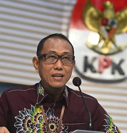 Kasus Korupsi Proyek Gedung Pemkab Lamongan Rugikan Negara Rp35,7 Miliar 2 plt direktur penyidikan kpk achmad taufik husein