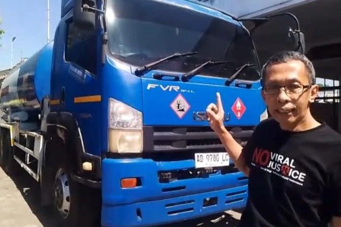 Praktisi Hukum Desak Polisi Usut Tuntas Dugaan Penimbunan Solar Subsidi di Ajung Jember 1 praktisi hukum mohammad husni thamrin
