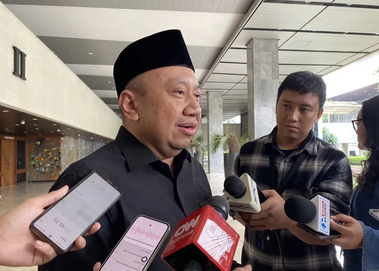 DPR Dukung Hibah Motor Listrik BGN untuk Guru Honorer, Asal Tak Bebani Penerima 1 wakil ketua komisi x dpr lalu hadrian irfani