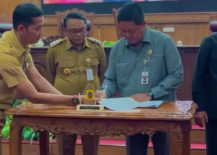 Fraksi PDIP DPRD Pati Beri Catatan dalam Raperda APBD 2025, Ini Sorotan Utamanya 1 WhatsApp Image 2026 07 16 at 125842 750x536 1