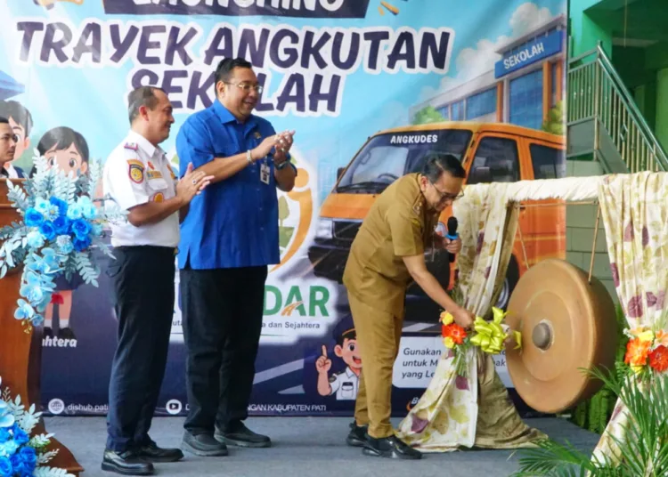 DPRD Pati Dukung Angkutan Sekolah Gratis demi Keselamatan Pelajar 1 WhatsApp Image 2026 07 22 at 120005 750x536 1