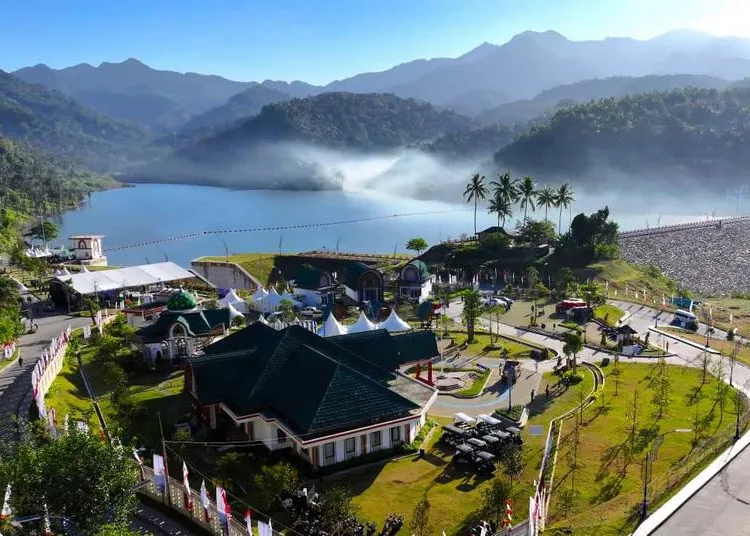 bendungan meninting lombok barat 750x536 1