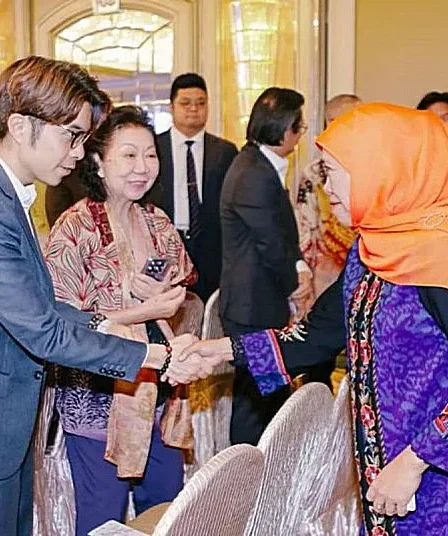 gubernur jatim khofifah indar parawansa pimpin misi dagang di hong kong 750x536 1
