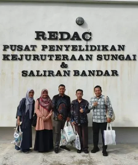Perkuat Riset Kelautan, PSPK Universitas Brawijaya Jalin Kerja Sama Strategis dengan REDAC USM Malaysia 3 kabar desa kasin klojen kota malang jawa timur 1785220026 519 2 750x536 1
