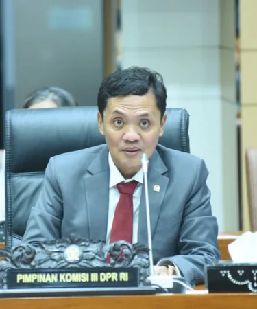 ketua komisi iii dpr habiburokhman