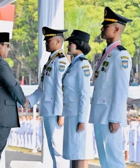 prabowo lantik pamong praja muda ipdn 750x536 1