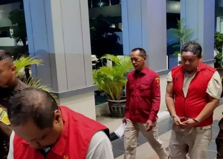 Korupsi KUR Rp41,48 Miliar di Jember Terungkap, Kejati Jatim Tetapkan 3 Tersangka 1 tersangka korupsi penyaluran kur jember 750x536 1