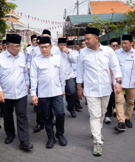 1786238349 pemkab gresik perkuat ekosistem sosial ekonomi pesantren hubungkan smk dengan industri guISKS 750x536 1