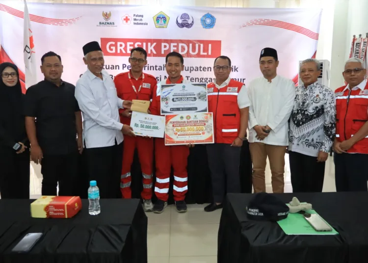 Lintas Elemen Galang Bantuan Korban Gempa NTT, Bupati Gresik: Mudah-Mudahan Bermanfaat 1 1787896814 pemkab gresik salurkan bantuan senilai rp250 juta untuk korban gempa ntt 7BRhfu 750x536 1