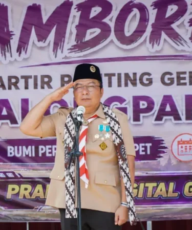 1788013448 wabup gresik dorong pramuka balongpanggang jadi generasi cerdas di era digital YWygsc 750x536 1