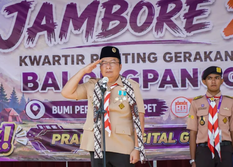 1788013448 wabup gresik dorong pramuka balongpanggang jadi generasi cerdas di era digital YWygsc 750x536 1