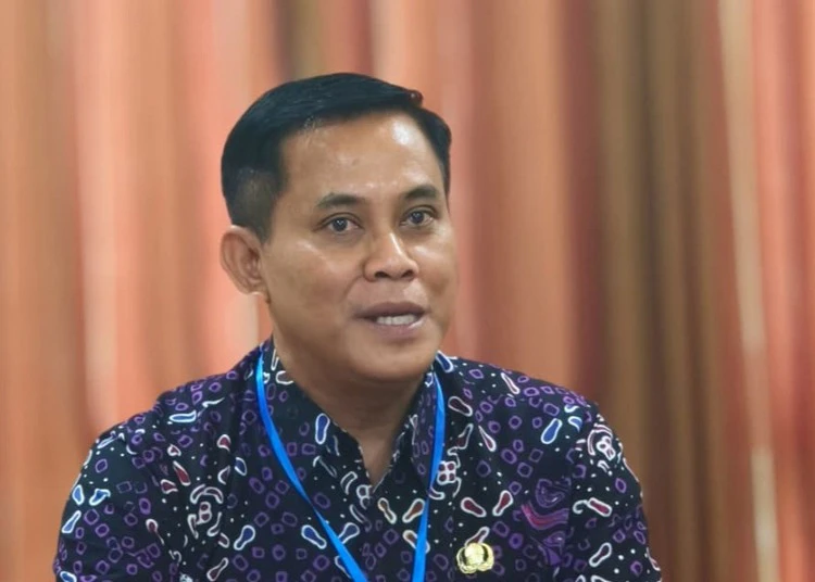 Baru 130 Ribu Warga Jember Punya IKD, Disdukcapil Jemput Bola Sasar Penerima Perlinsos 1 kepala disdukcapil jember bambang saputro