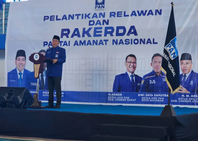 pelantikan relawan partai amanat nasional terong tawah labu api kabupaten lombok barat nusa tenggara barat 1785561166 636 1 750x536 1