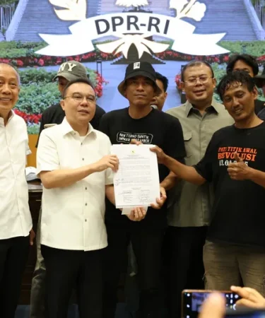 pimpinan dpr ri terima audiensi perwakilan ampb 750x536 1