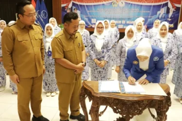 1788266789 bupati gresik dorong iwapi ciptakan ekosistem usaha dan penggerak ekonomi daerah b9JuSP 750x536 1