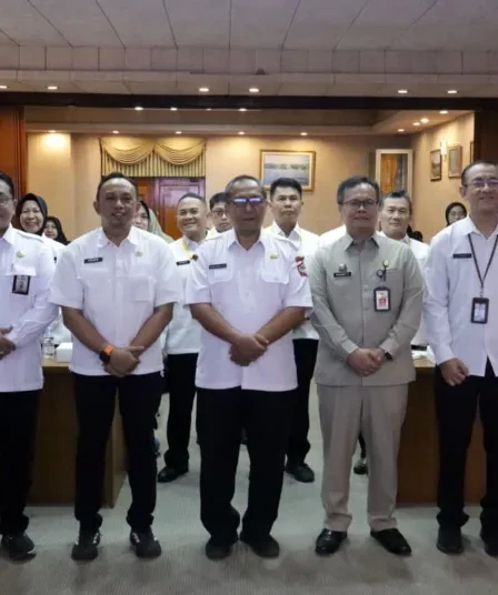 1790154307 gresik jadi lokus pembelajaran kepemimpinan strategis dan perlindungan data pribadi U71lOJ 750x536 1