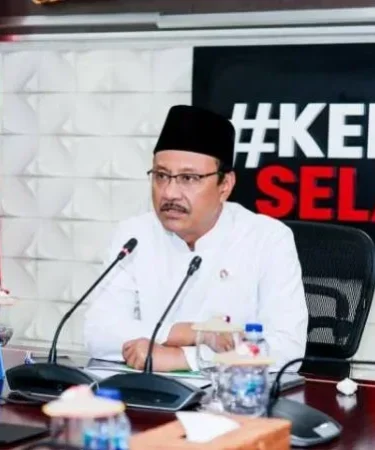 Tak Usah Panik Bansos Tiba Tiba Dihentikan Kemensos Ungkap Fakta Mengejutkan Ini 6a9ed068af5e6 e1788792993731