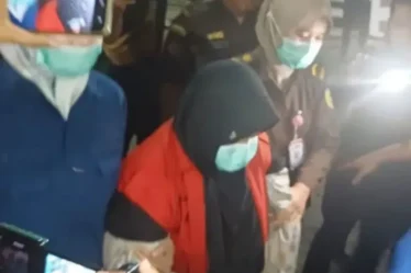 kejati jatim tahan tersangka kelima kasus korupsi kur bni jember 750x536 1