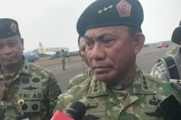 kepala badang cadangan nasional kemhan letjen tni gabriel lema 750x533 1