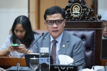 ketua komisi iii dpr ri habiburokhman 750x536 1