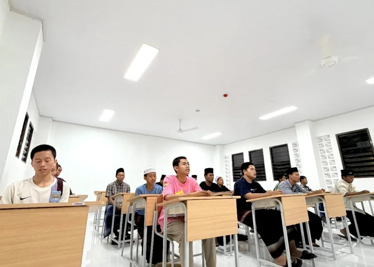 1791639809 sekolah rakyat gresik diperkuat pemkab biayai bimbingan belajar hingga pendampingan mengaji vTFZVe 750x536 1