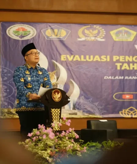 100 Persen Desa Berstatus Mandiri, Penguatan Ekonomi Jadi Fokus Pemkab Gresik 1 1791811639 dorong kemandirian ekonomi desa wabup alif minta desa lebih kreatif kelola potensi aset dan bum desa O88EIy 750x536 1